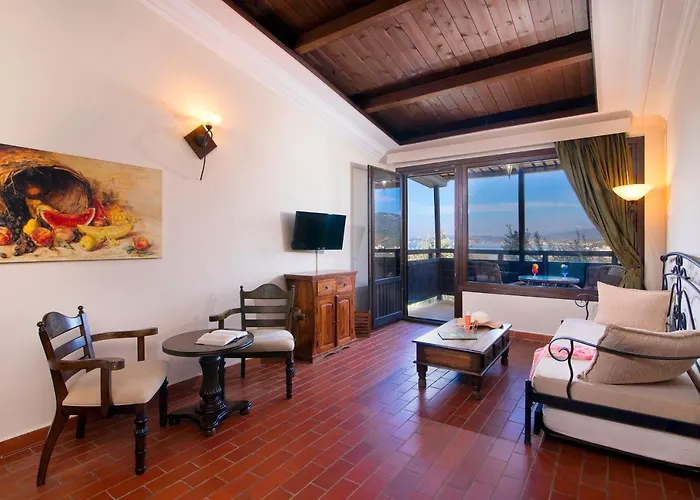 Kallisti Hotel 3*